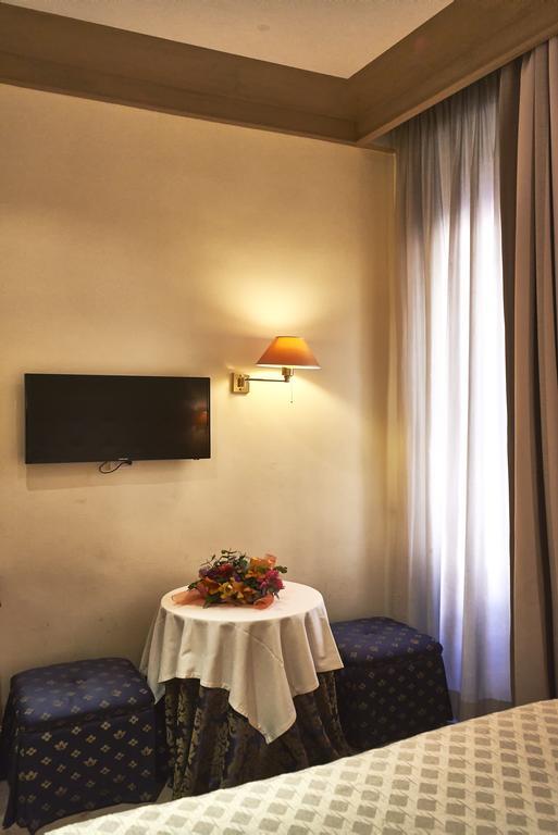 Condotti 29 Rome Exterior photo